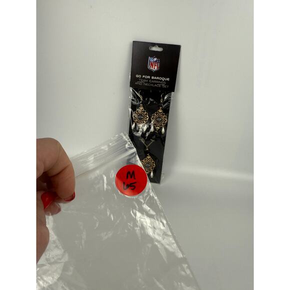 NFL Womens Baroque Team Earring & Necklace Set Baltimore Ravens Gold One Size - Picture 5 of 5